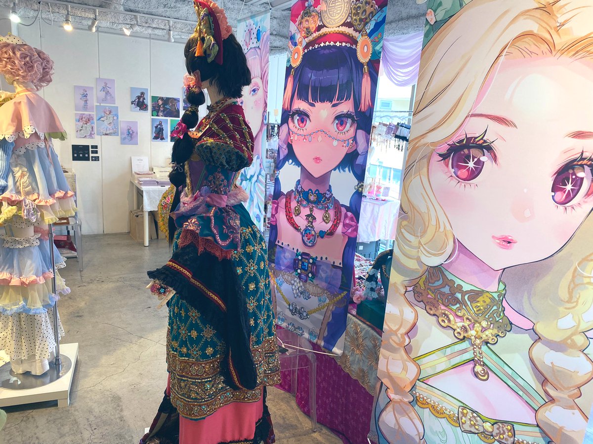 「おひめさま展4日目、ありがとうございました!今日はたくさんの方とお話しできて嬉し」|ERIMO🍓5/5ｺﾐﾃｨｱ144-E01a・絵師100人展13のイラスト