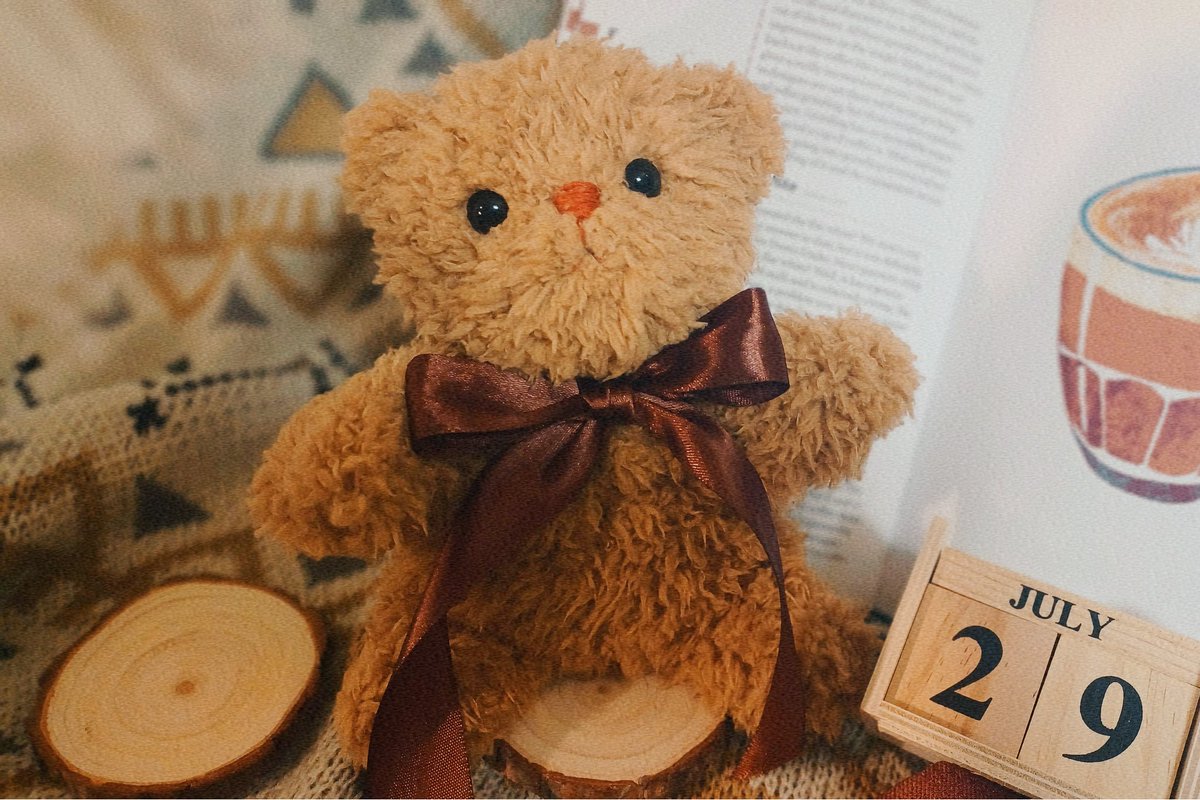 初めてファーを使ったテディベアが
できたよ🧡

なまえは…
˗ˏˋ くまさんじゅにあ ˎˊ˗

きゃーかわいー！！！！！

#テディベア #ハンドメイド