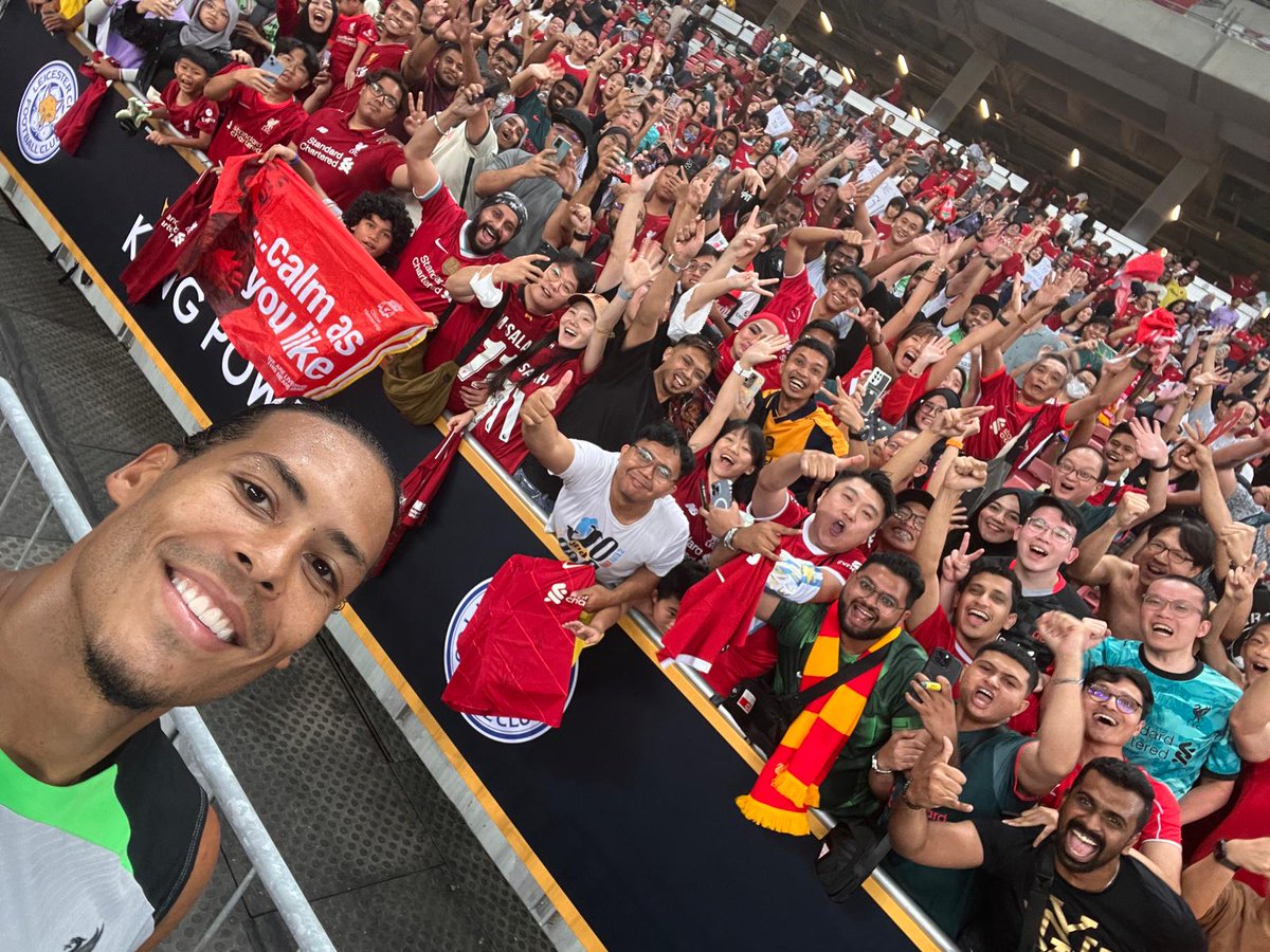 LFC's tweet photo. Calm as you like ๐คณ https://t.co/nUcunRhgKZ