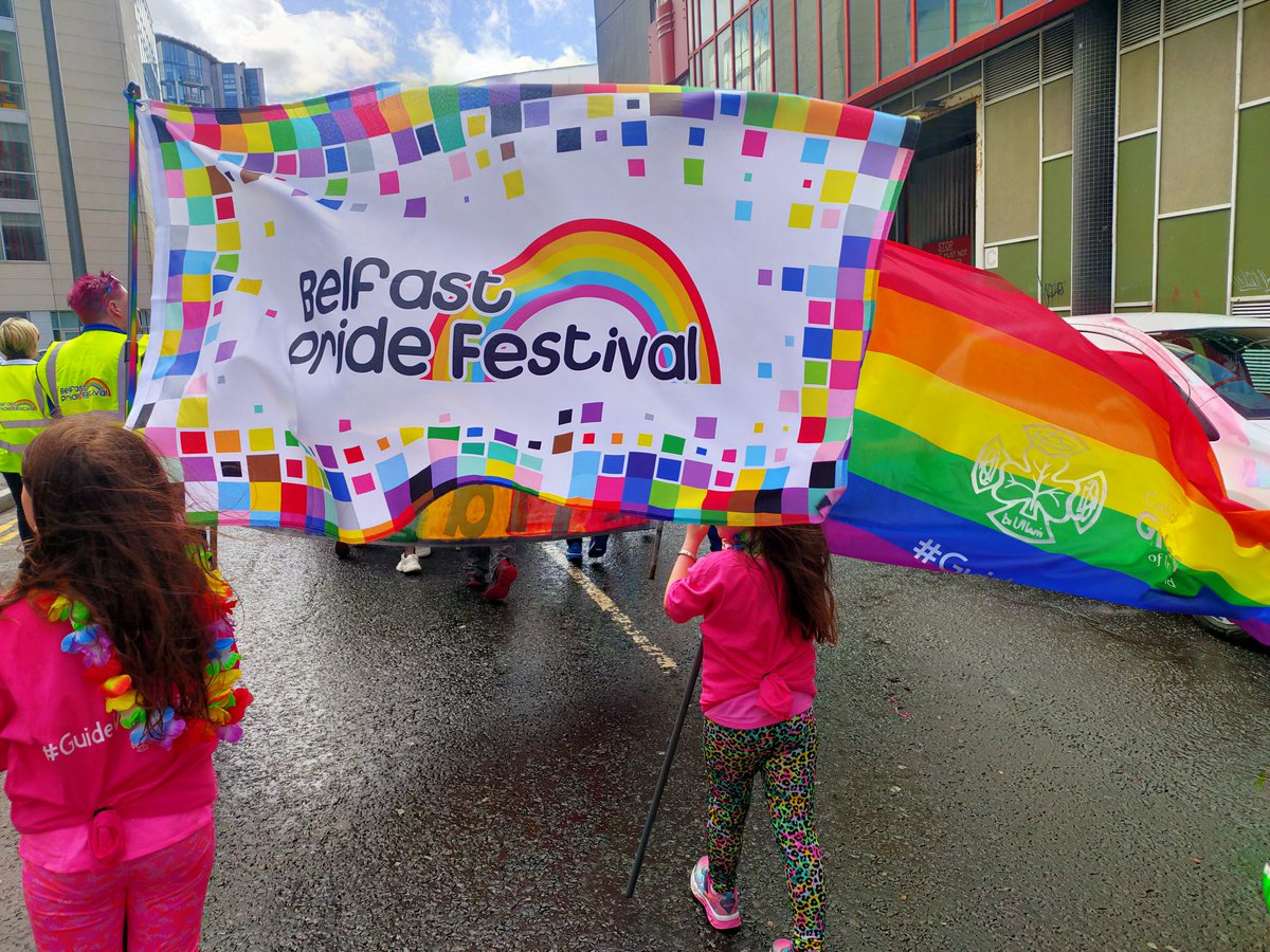 guides_st's tweet photo. Fantastic day at Belfast pride festival celebrating with everyone #guidewithpride  #beproud @CGIGirlGuides @CGINRGuides @ggulster @niscouts @ScoutingIreland @belfastpride https://t.co/ohgMdoC9oi