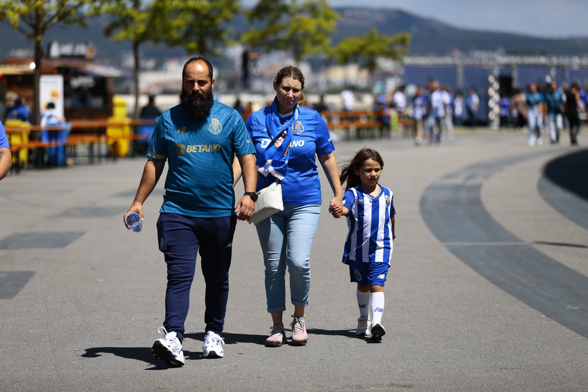 FC Porto on X: 💪 Sábado estamos #DeVolta 🐉 🔵⚪ Esperamos por