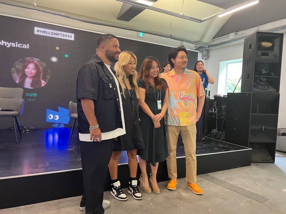 Great panel discussion of #DigitalFashion today with <a href="/gmoneyNFT/">gmoney.eth</a> <a href="/9dccxyz/">9dcc</a> @hyperian_yoni <a href="/w3girlboss/">Eunielle 🛠 📍 Seoul</a> , and <a href="/youngsunlive/">Youngsun Shin</a>