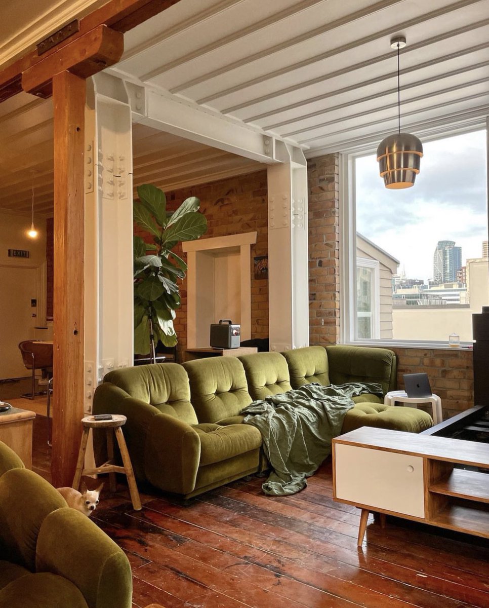 designdocument's tweet photo. Inside Ron Goh's Soothing Living Room 🍃 https://t.co/Z3NbhRnGMj