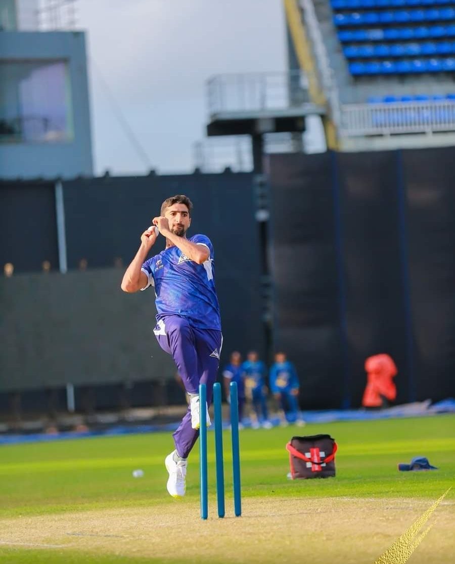 ShahnawazDahani's tweet photo. Gearing up for Lanka Premeir League ❤️🤙.
#DambullaAura
#LPL2023 https://t.co/IiZpkL62Rq