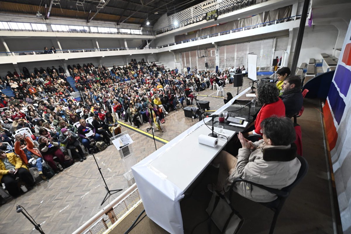 Frente Amplio tweet media