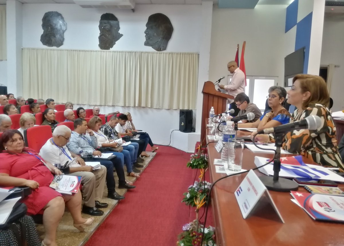 GHNordelo5's tweet photo. Con la presencia de @SuselyMorfaG Primera Secretaria del @PartidoPCC en Matanzas, comenzó la Asamblea #XCongresoCDR en esta provincia. #Cuba #CDRCuba #SomosDelBarrio https://t.co/oygqBqfx9B