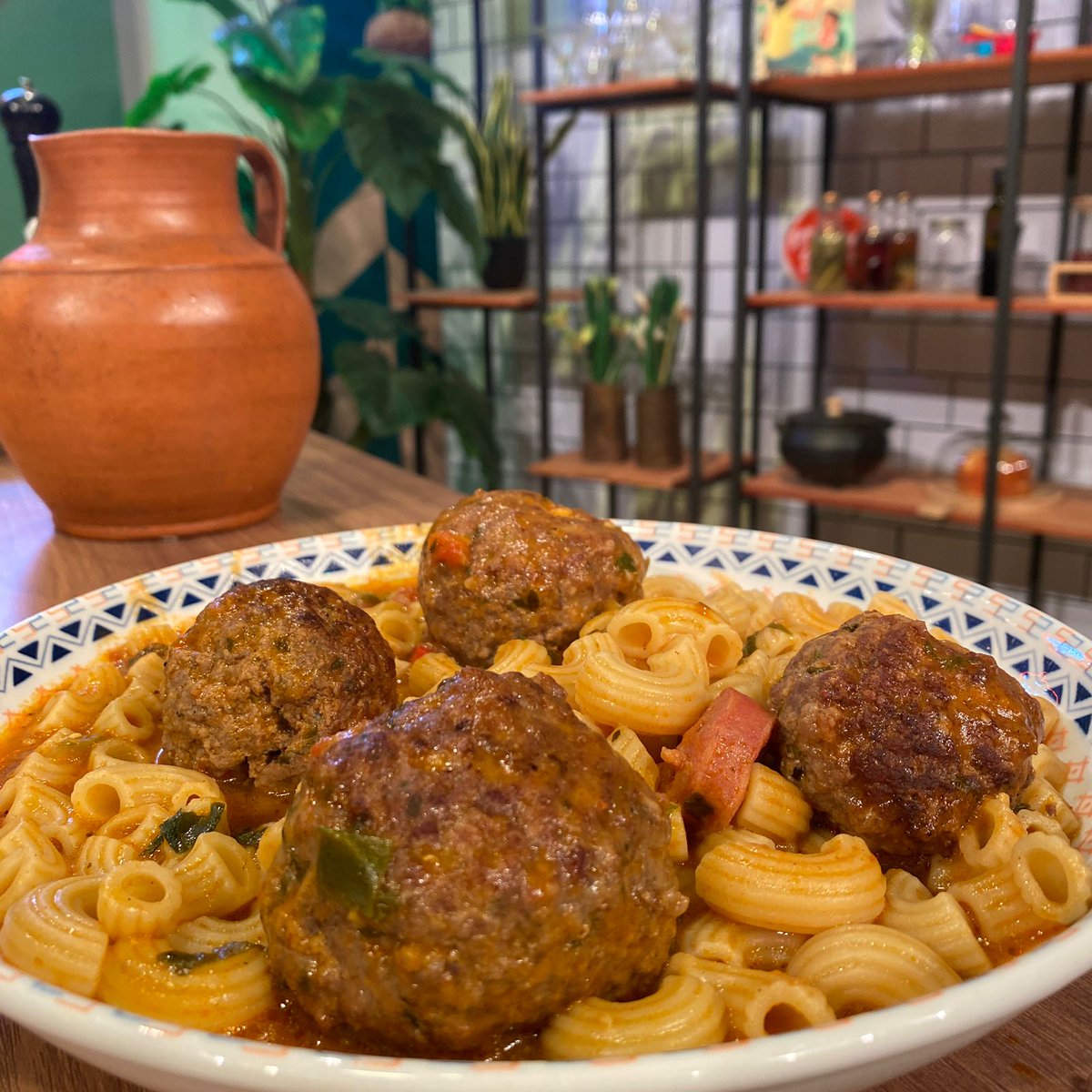 MuchoGustoPy's tweet photo. 🤤 Salieron estas albóndigas deli de la mano de #JavierRocca

#MuchoGustoPy https://t.co/9vRrNH2jaA