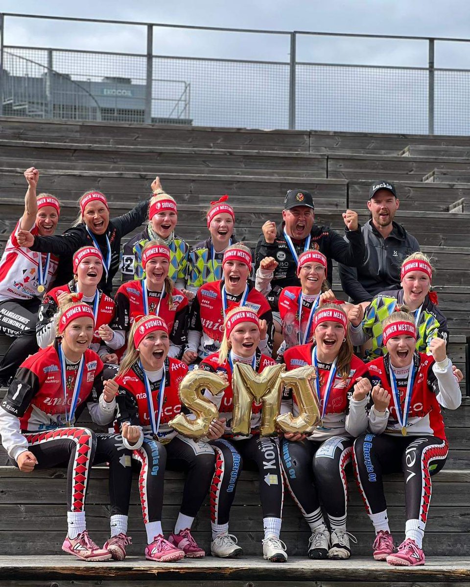 C-tyttöjen suomenmestarit vm 2023 🥇💪🏻 
Maila-Jussien saldo valtakunnan leireillä 🥇🥇🥇🥇/6 🔥

Tulevalla viikolla Naperoleirillä Haminassa 9 Jussijoukkuetta 🔴⚫️⚾️

#pesis #mailajussit #seinäjoki