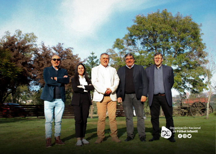 ONFIOficial's tweet photo. En el Consejo Representativo de Ligas (CRL) que se está celebrando en Trinidad, Flores, se oficializó el cambio de autoridades en el Ejecutivo de ONFI.

El expresidente Eduardo Mosegui, hoy representante del CE de @AUFOficial brindó sus palabras en apoyo a la nueva gestión . https://t.co/a7DPoEdDz9
