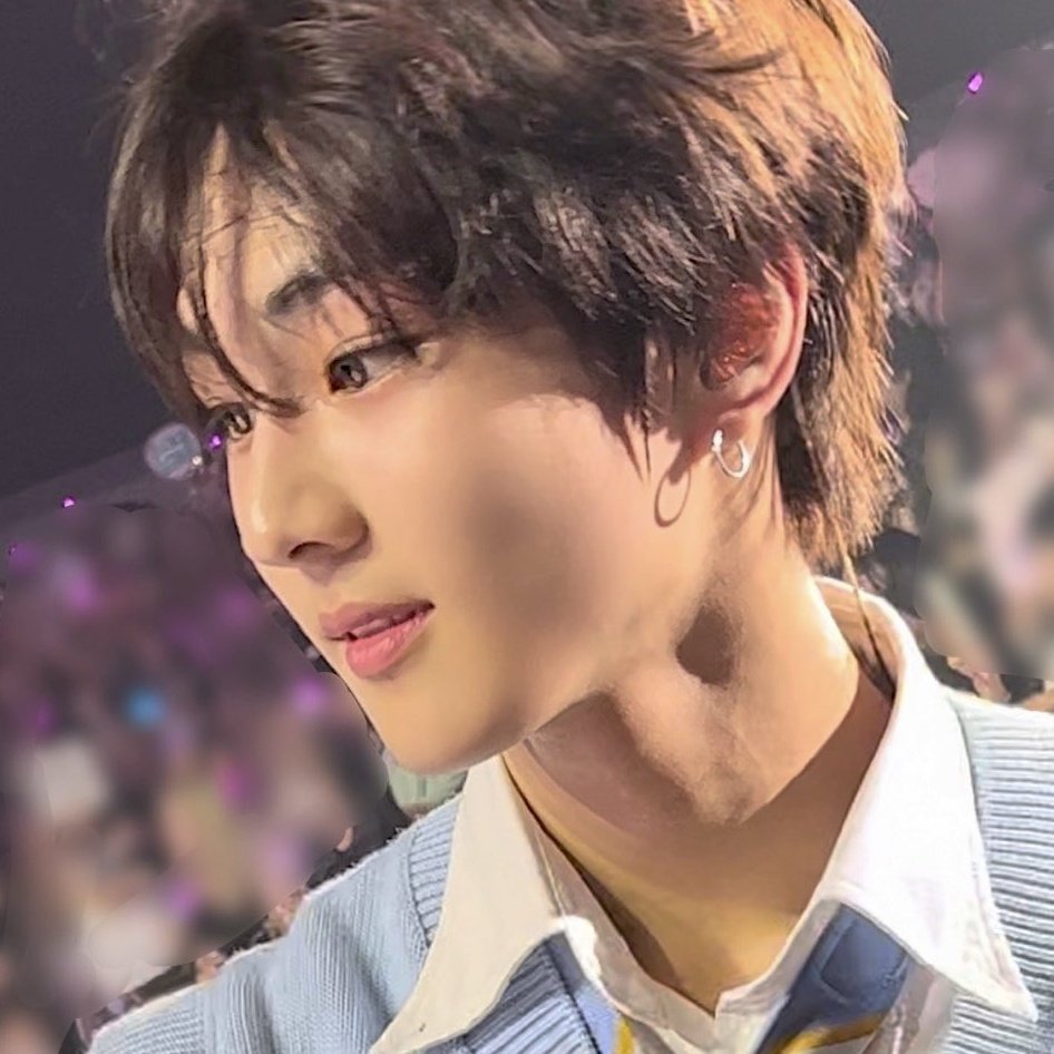 yjwprnts's tweet photo. jungwon and his ethereal visuals... https://t.co/UYcOSfSyRS