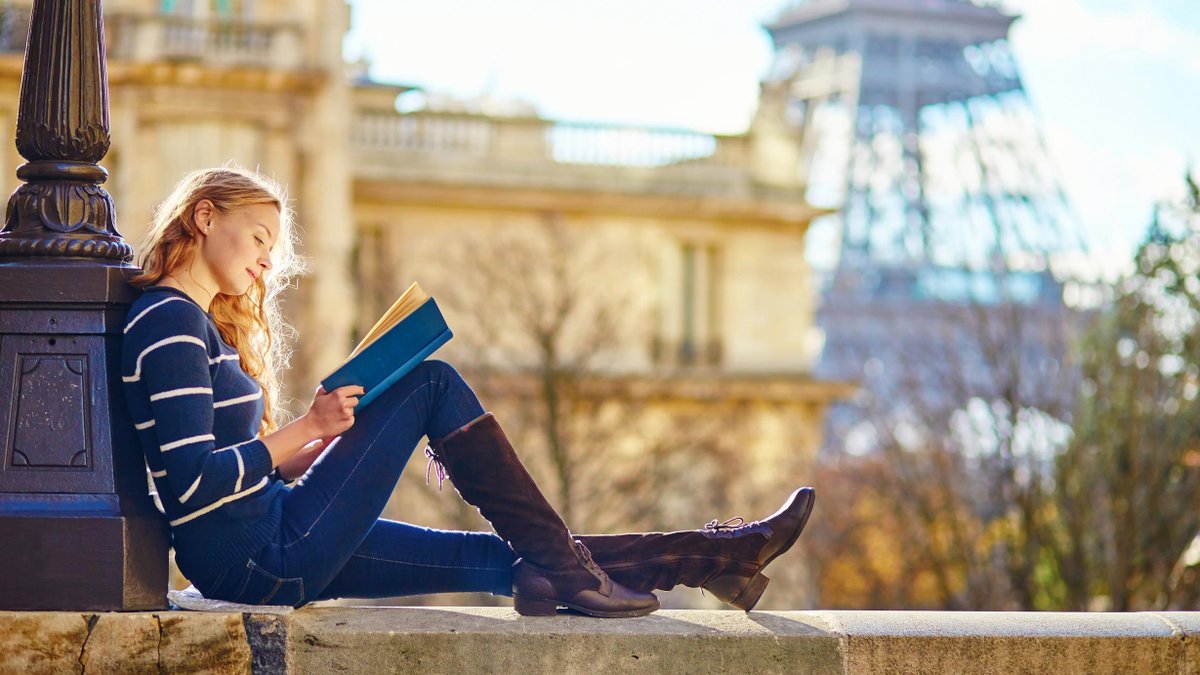 Lire un peu chaque jour peut changer votre vie. C’est un puissant remède contre le #stress. Lors d’un essai clinique, des #neurologues ont constaté que la tension des muscles et les battements du cœur d’un groupe d’intervenants diminuaient de 68% après six minutes de #lecture.