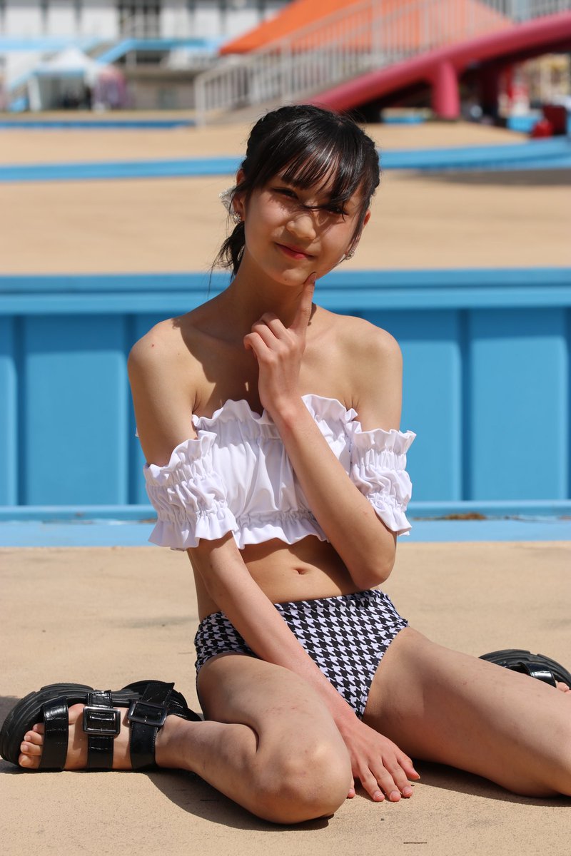 北口キャロライン美利衣　お宝私物2品とサンタ衣装とサイン入り紙袋 北口キャロライン美利衣 お宝私物2品とサンタ衣装とサイン入り紙袋