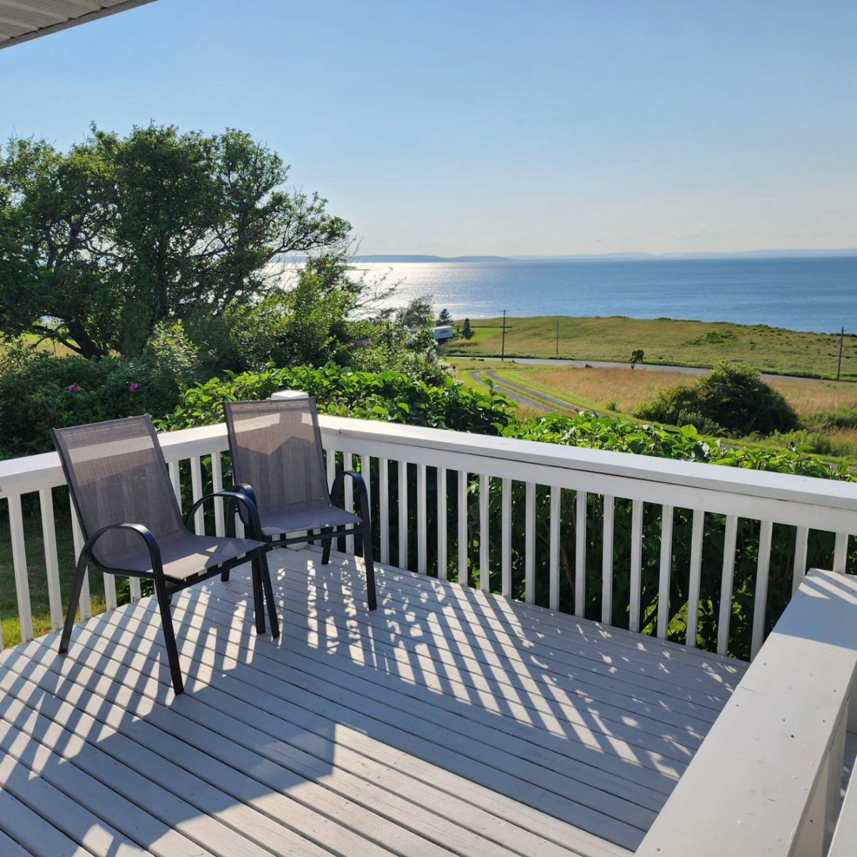 InnovaBuilders's tweet image. Last-minute special: 25% off for 2/3-night stay at The Hill, Cape Breton July 31-Aug 2 (Mon-Tues-Wed nights). Come enjoy the views, firepit, deck/porch and fully-equipped 4BR / 2 Bath newly-renovated farmhouse overlooking the big part of Bras d'Or Lake!

airbnb.com/h/thehillcapeb…