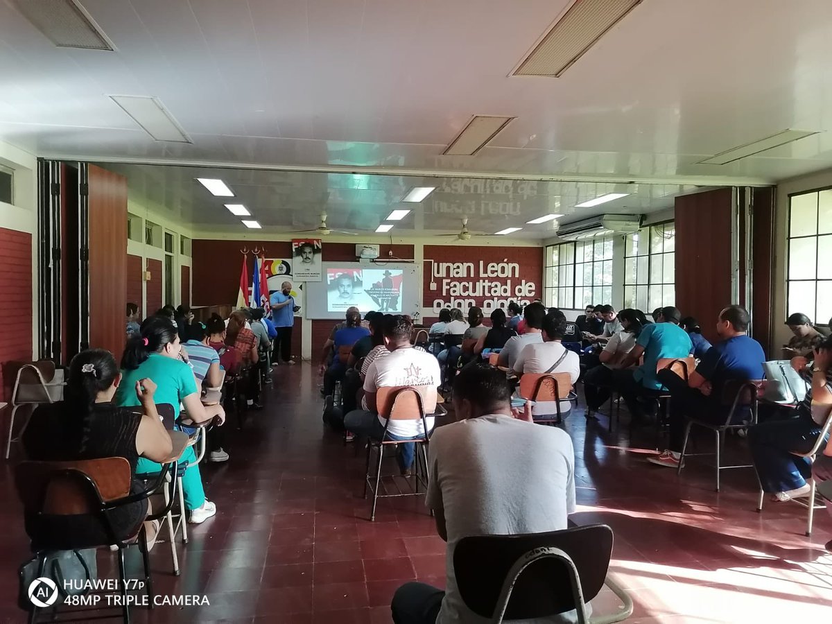 UVMarcosSomarri's tweet photo. “Tiempos de Paz y Victorias que vivimos, Gracias a Dios, en nuestra Nic. Cristiana, Socialista y Solidaria” Cra. Vicepresidenta Rosario Murillo. 

Asamblea de la militancia #UVMarcosSomarriba siempre adelante, es nuestro el porvenir ❤️🖤 

#4419SiempreMasAlla #LeónRevolución https://t.co/05yq9ajr9N