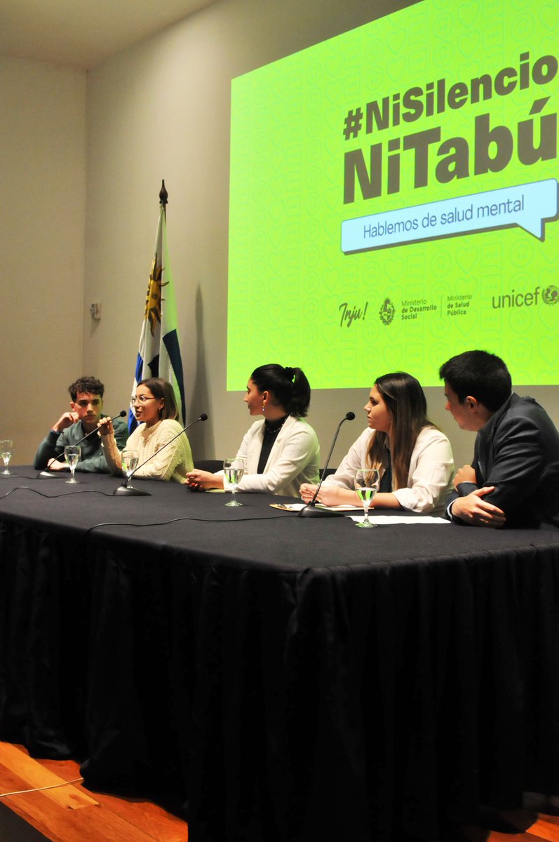 Mides_RN's tweet photo. La Directora Dptal participó en la presentación del Programa #NiSilencioNiTabú liderada por el Ministerio de Desarrollo Social de Uruguay (MIDES), Ministerio de Salud Pública - Uruguay y UNICEF que marca una hoja de ruta en salud mental y bienestar para jóvenes en nuestro país. https://t.co/dGIKwqNowc