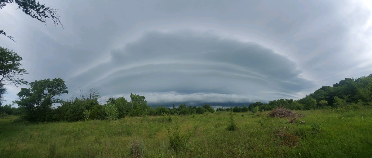 [9:30am 29 July 2023, 5 WNW Mayetta, KS] View of the gust front moving across the area this morning with wind gusts up to 50 mph estimated. Picture and report via <a href="/AlyssaPrentice/">Alyssa Prentice</a>. #KSwx <a href="/NWSTopeka/">NWS Topeka</a>