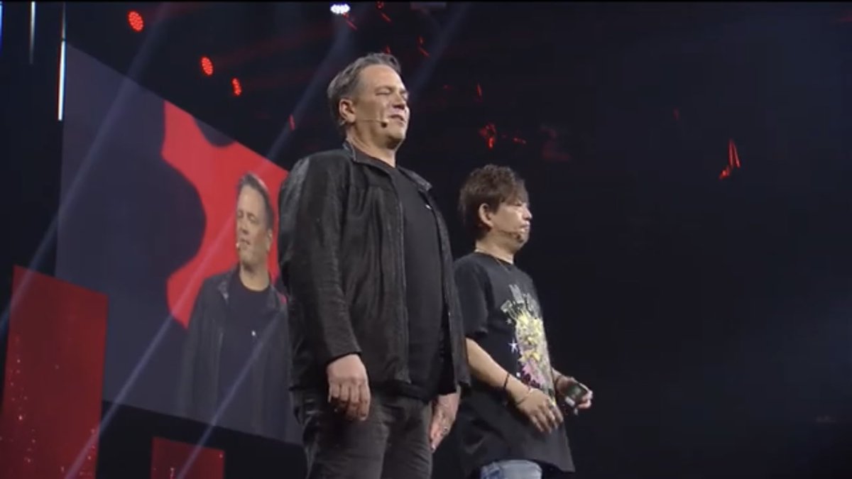 jed_hiro's tweet photo. ベガスで開幕したFF14ファンフェスタでXbox Series X|S対応版リリースが大発表！

壇上では吉田直樹P、桐生隆司新社長、そして我らのフィルがガッチリ握手！🤝💥

これを皮切りに某社にブロック権かまされてるアレとかコレとかも箱で出てくれたら嬉しいな！😇💕

#Xbox
#SquareEnix
#FinalFantasy14 https://t.co/tsuMcR9A4K
