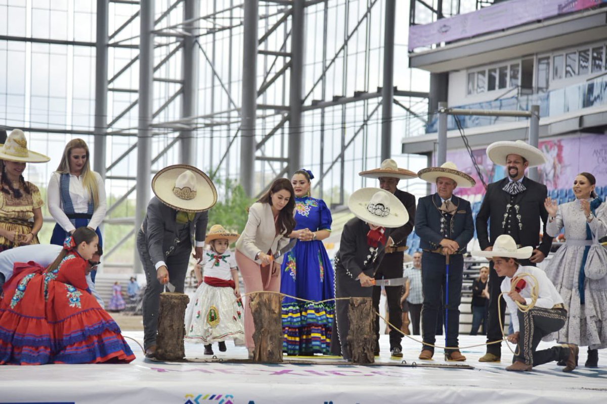Aguascalientes's tweet photo. 𝐒𝐞 𝐢𝐧𝐚𝐮𝐠𝐮𝐫𝐨́ 𝐞𝐥 𝐗𝐗𝐗 𝐂𝐚𝐦𝐩𝐞𝐨𝐧𝐚𝐭𝐨 𝐍𝐚𝐜𝐢𝐨𝐧𝐚𝐥 𝐂𝐡𝐚𝐫𝐫𝐨 𝐈𝐧𝐟𝐚𝐧𝐭𝐢𝐥, 𝐉𝐮𝐯𝐞𝐧𝐢𝐥 𝐲 𝐄𝐬𝐜𝐚𝐫𝐚𝐦𝐮𝐳𝐚𝐬
Consulta información completa aquí 👇🏽👇🏽👇🏽
https://t.co/Esy3mq5qy2
.
.
#ElGiganteDeMéxico
#NacionalitoFMCH2023
#SecTurAgs https://t.co/iy1IonHyTB
