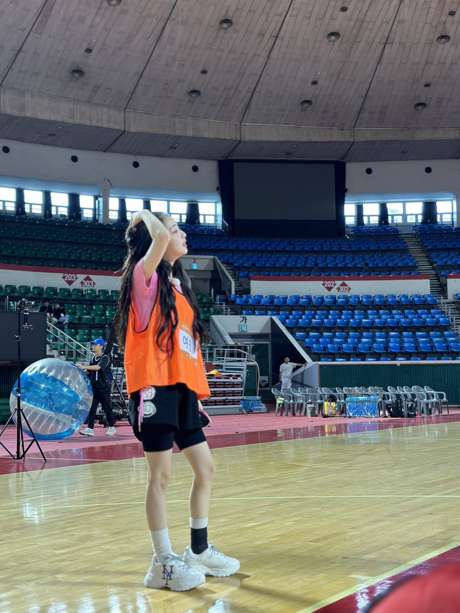 kakarooooooo's tweet photo. 여진이가 여기 올리면 본다길래... #여진 #CTDENM #달려라오빛 #runorbit https://t.co/LGzCovU2ES