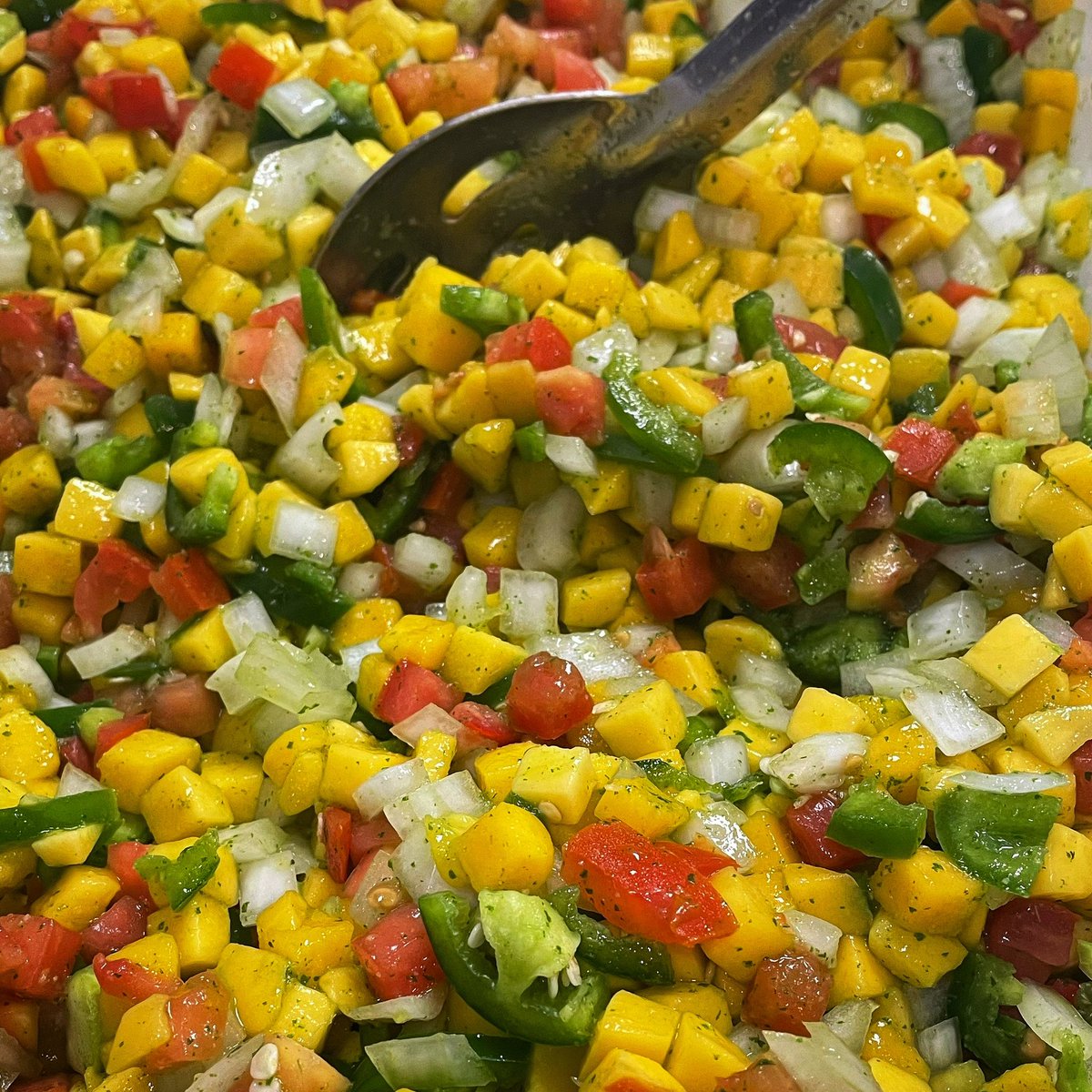 We have a new special hitting the menu on Monday 7/31! It pairs perfectly with our limited edition mango pico de gallo! 🥭