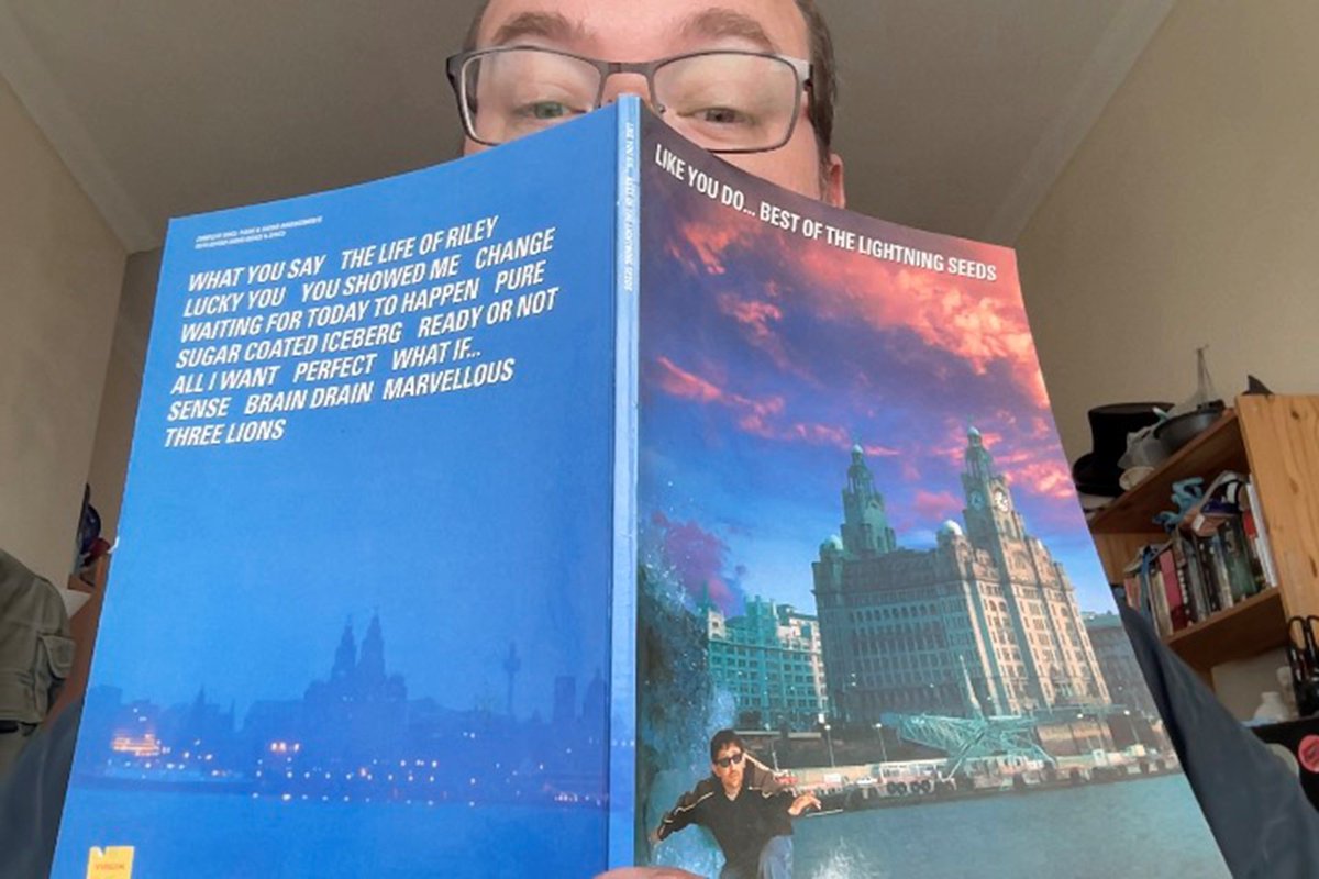 ColinsCuts's tweet photo. #ColinSpencer Programme #061
6pm
https://t.co/hIq4qdv1UW

#DiscoverAndRemember, at least, #LorDAndMaster's #DanielGraham talking about #TheLightningSeeds for the #ThreeOriginalsByEach #interview along with #Erasure and #NitzerEbb during my #MuteRecords #FromTheBeginning feature😎 https://t.co/tbcBc25Jwu
