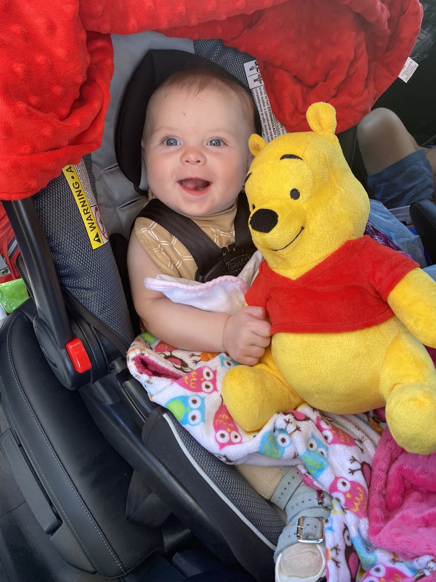 Coach_Sterkel's tweet photo. Time for Twitter to do its thing. My 6mo old, Winifred is 1mo out from her first @HuskerFBNation football season

We want this outfit but not available in 12-18month. IT HAS HER NAME IN IT! 

plz help me find one!

@HuskersGameday @HuskGuys @HuskerWave @TalkHuskers @NBNRPodcast https://t.co/OZ7dAuacoQ