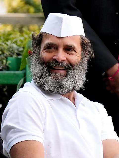 Liberal_India1's tweet photo. भाजपला कधीही शरण जाऊ शकत नाही असा माझा नेता आहे
नाम तो सुना होगा राहुल गांधी https://t.co/oW3Ug3vSjF