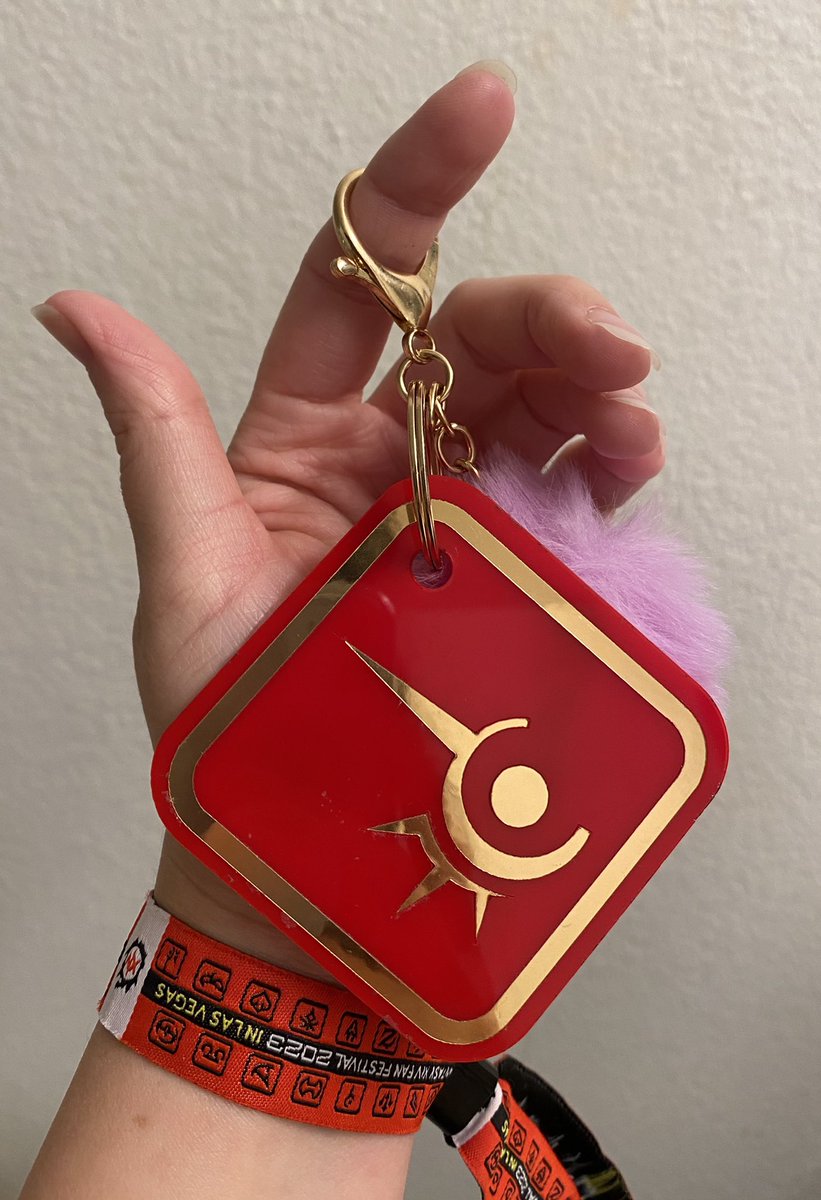 Luna M 💜 | LevelUpLuna VO 🎙️ tweet media