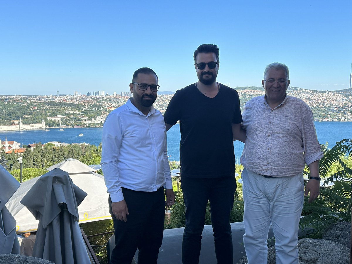 YasirYANILMAZ's tweet photo. Kudüs Üniversitesi Rektörümüz ve Kudüs Üniversitesi Vakfı Mütevelli Heyeti Başkanımız Dr. Imad Abu Kishek hocamız ile İstanbul’da bir araya geldik. 

Geleceğe doğru emin adımlarla durmadan çalışmalarımıza devam… https://t.co/cml4umZLfL