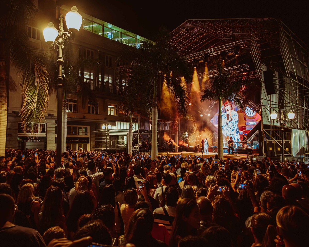 ¡Conciertazos de la mano de 𝐕𝐚𝐧𝐞𝐬𝐚 𝐌𝐚𝐫𝐭𝐢́𝐧, 𝐏𝐭𝐚𝐳𝐞𝐭𝐚 𝐲 𝐄𝐦𝐦𝐞𝐥𝐢𝐞 𝐃𝐞 𝐅𝐨𝐫𝐞𝐬𝐭! 📸📸 <a href="/julianc/">JulianC</a>.martin_⁣  #visit_tenerife #CabildoTenerife #culturaensantacruz #ayuntamientosantacruz #gobiernodecanarias.es #turismodeislascanarias #somostenerife