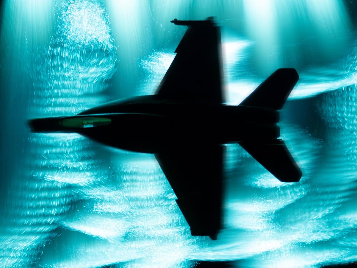 Exclusive: Pentagon Investigates ‘Critical Compromise’ Of Air Force Communications Systems trib.al/PBn7oB2