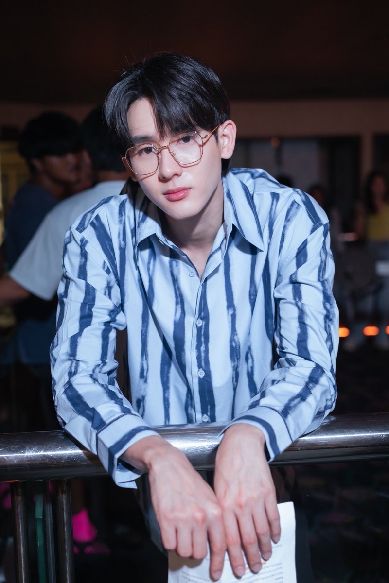 OnlyFriendsTH's tweet photo. Q21 วันนี้มีแต่ซีนดีๆที่อยากให้เห็นกัน หวานเชื่อมแน่ #OnlyFriendsSeries #GMMTV https://t.co/6Qk1vyDwTe