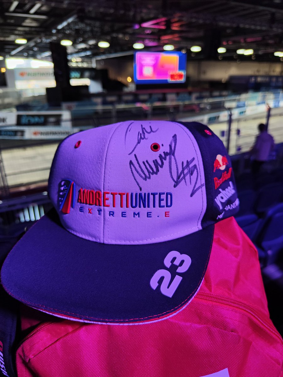 Maura (@mvwxe) on Twitter photo <a href="/catierallye1/">Catie Munnings</a> thank you so much for signing my cap!! π Attending an XE race is not possible so I'm so happy to have met you here! <a href="/catierallye1/">Catie Munnings</a> thank you so much for signing my cap!! π Attending an XE race is not possible so I'm so happy to have met you here!