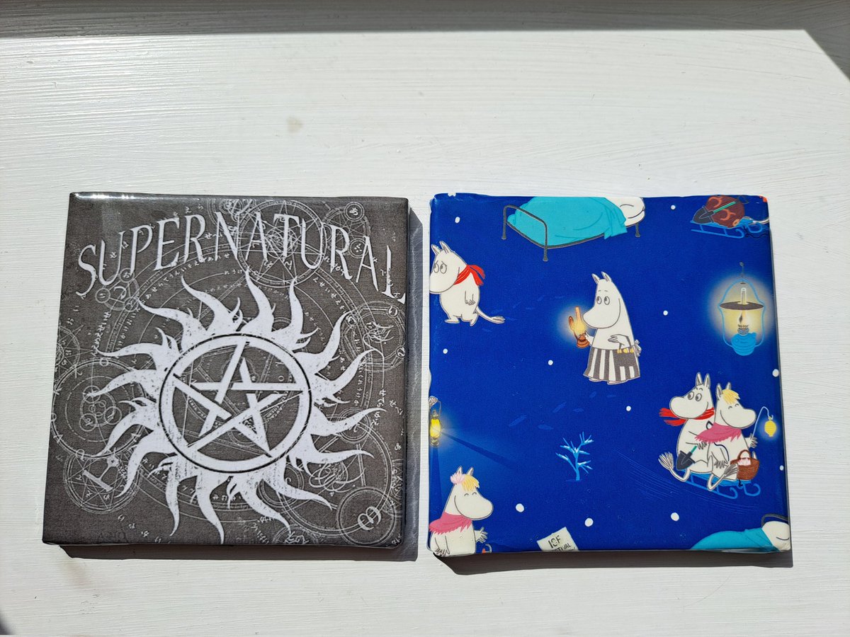 loopylisa_'s tweet photo. Fun day out at manchester comic con with some friends I haven't been out with in a long, long time. Treated myself to a little pressie too https://t.co/rdgQVdgLQR