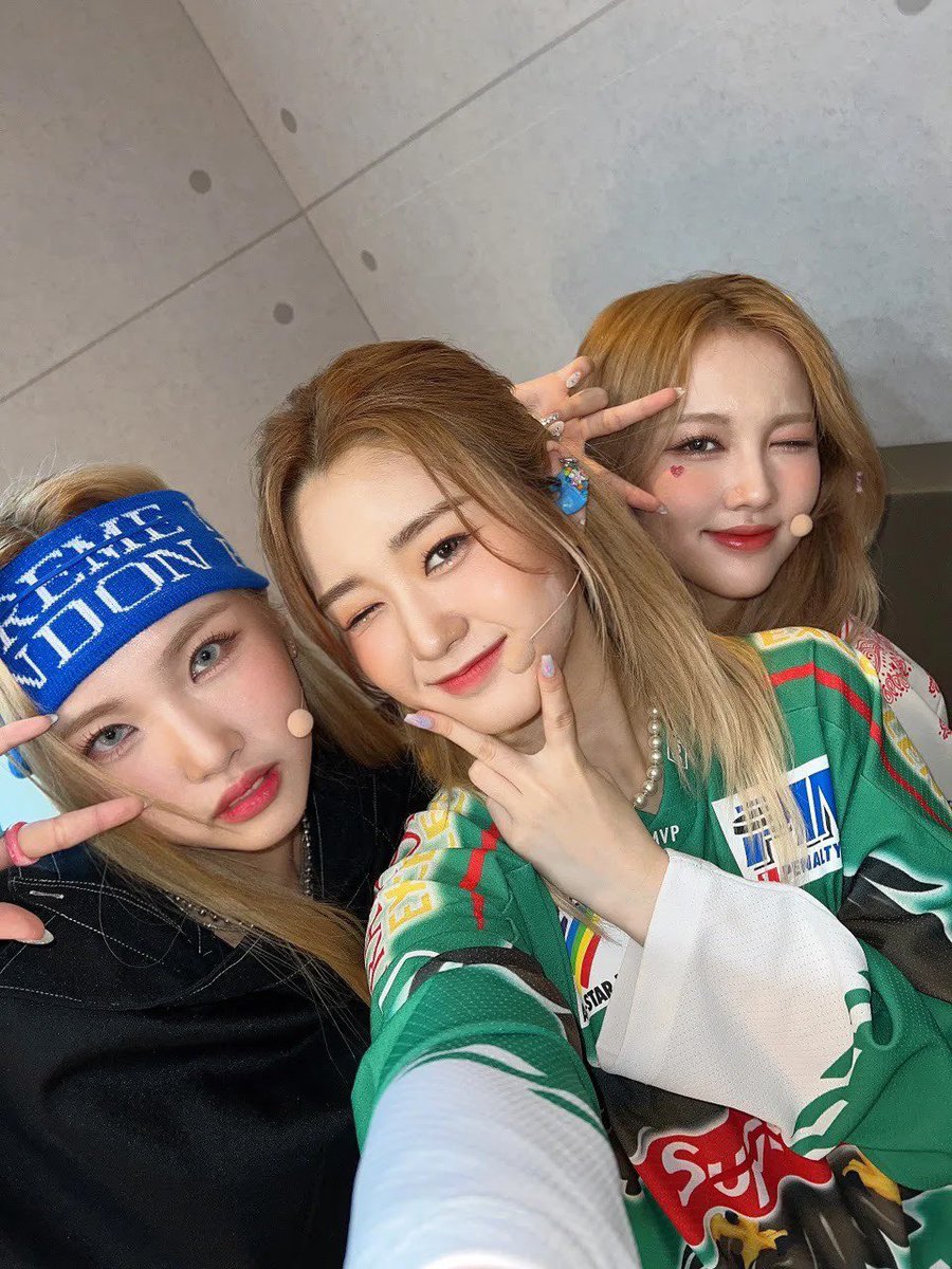 tribedaloca's tweet photo. [#미레🐶]
사랑하는 지아언니💓
Happy JIA Day!!! 생일 너무너무 축하해용!! 앞으로도 언니의 착하고 밝은 에너지로 우리 트라이비를 빛춰줘요✨
항상 사랑하는거 알지요,,,???
고맙고 사랑해요❤️

#트라이비 #TRI_BE #MiRe https://t.co/Y1uIIW6oTD