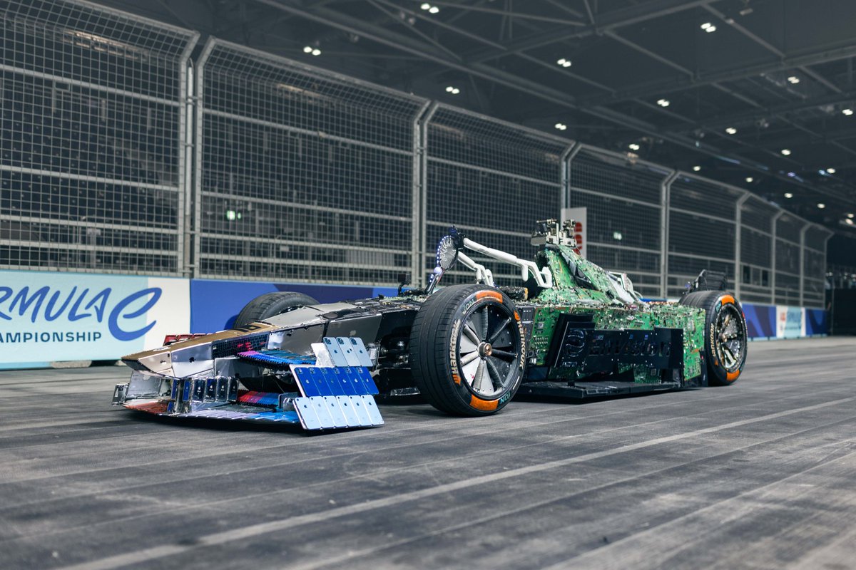 EnvRacingRp's tweet photo. El auto... 🤩

Wow. https://t.co/lxnHKRteLl