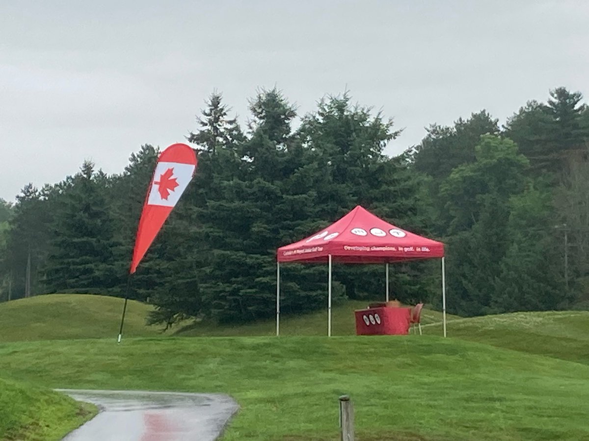 Gonna be a wet one out there today!
Round 1 of the MJT Ontario Series at <a href="/settlersghostgc/">Settlers' Ghost GC</a> 

#round1 #gametime #tournament #SaturdayVibes