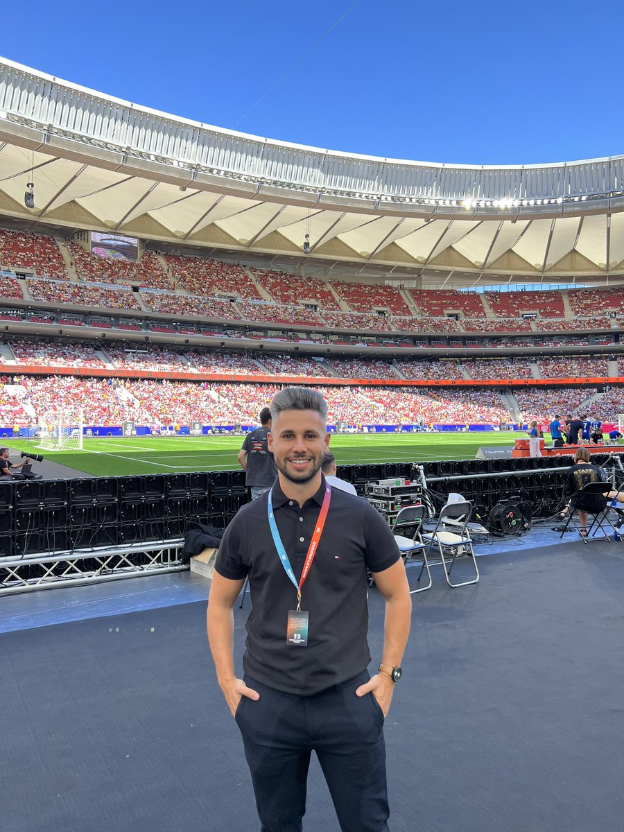 Ya en el Cívitas Metropolitano. Estamos preparados con el objetivo en mente.

¡A por ello! 💭🏆