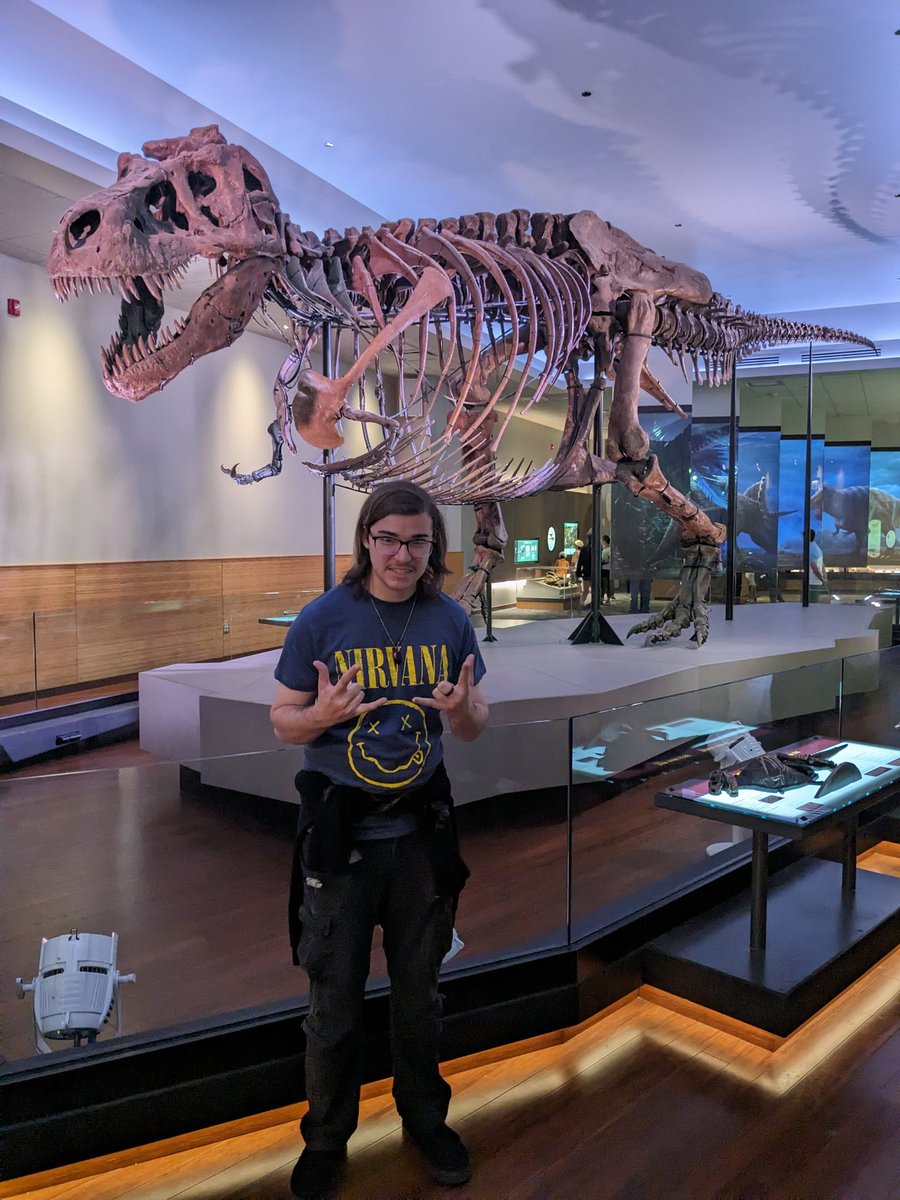 It's #marktwtselfieday !!

Here's me! 

RTs are okay 👍!! Love you all