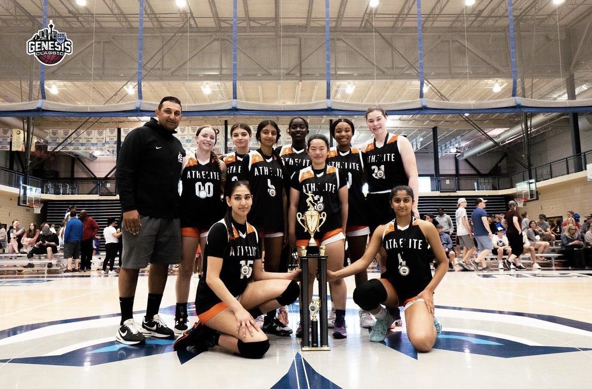 joymayani4's tweet photo. AAU 2023!! It’s official over. I am so grateful to @athelitebball and @CoachAmanH for giving me the opportunity to get exposure in the US and make memories of a lifetime with these amazing girls. Can’t wait to run it back!! #AEFam 🧡🖤🏀 https://t.co/foaEqwyitl