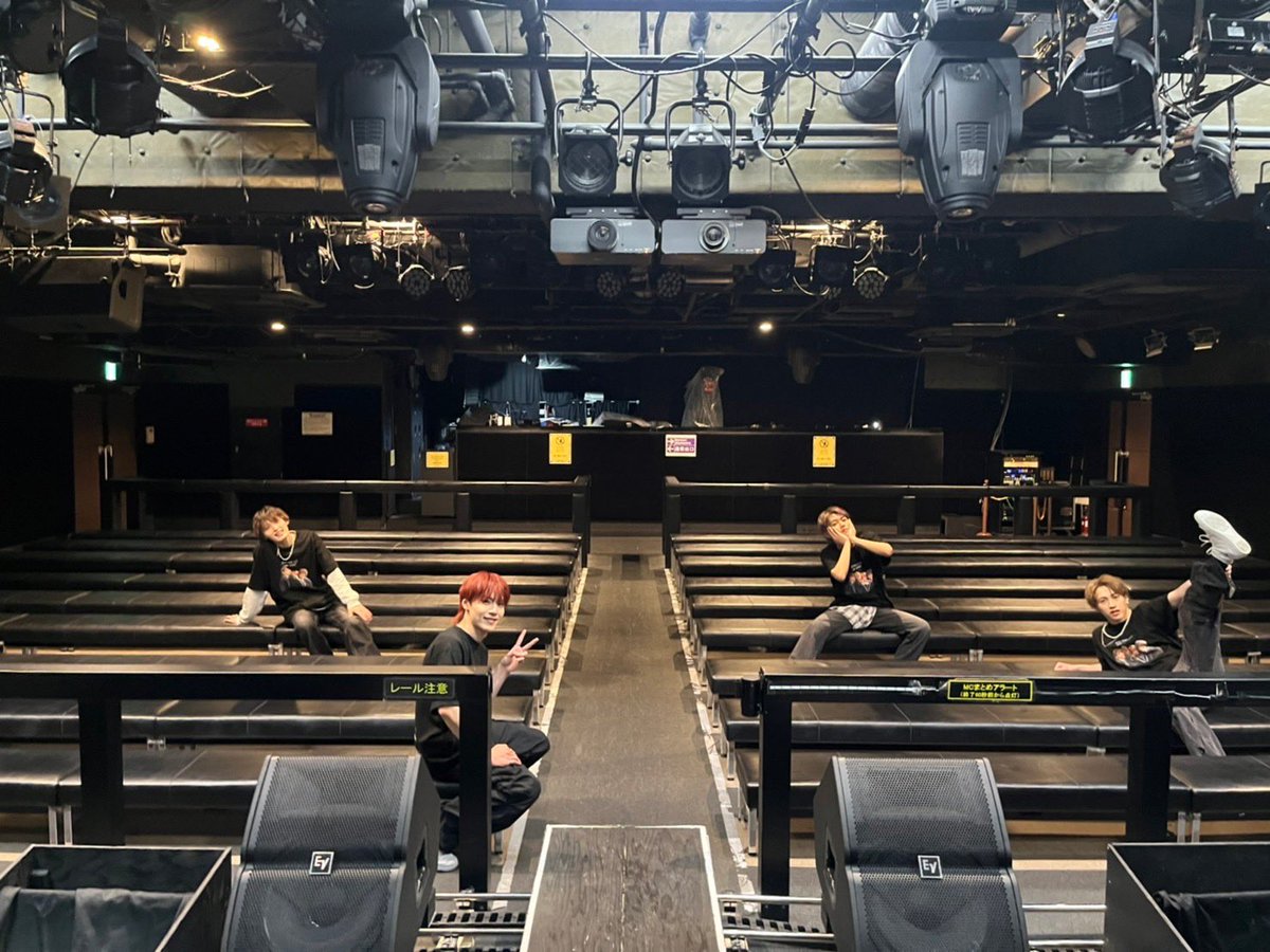 kantasevendeuce's tweet photo. 今日はありがとうございました！！
楽し過ぎたーーー😭😭😭
みんな沢山騒いで疲れたと思うので今日は早く寝てくださいね！

#BXW #ビエク #BXW_DearCROSS https://t.co/gpPMW8xqPz