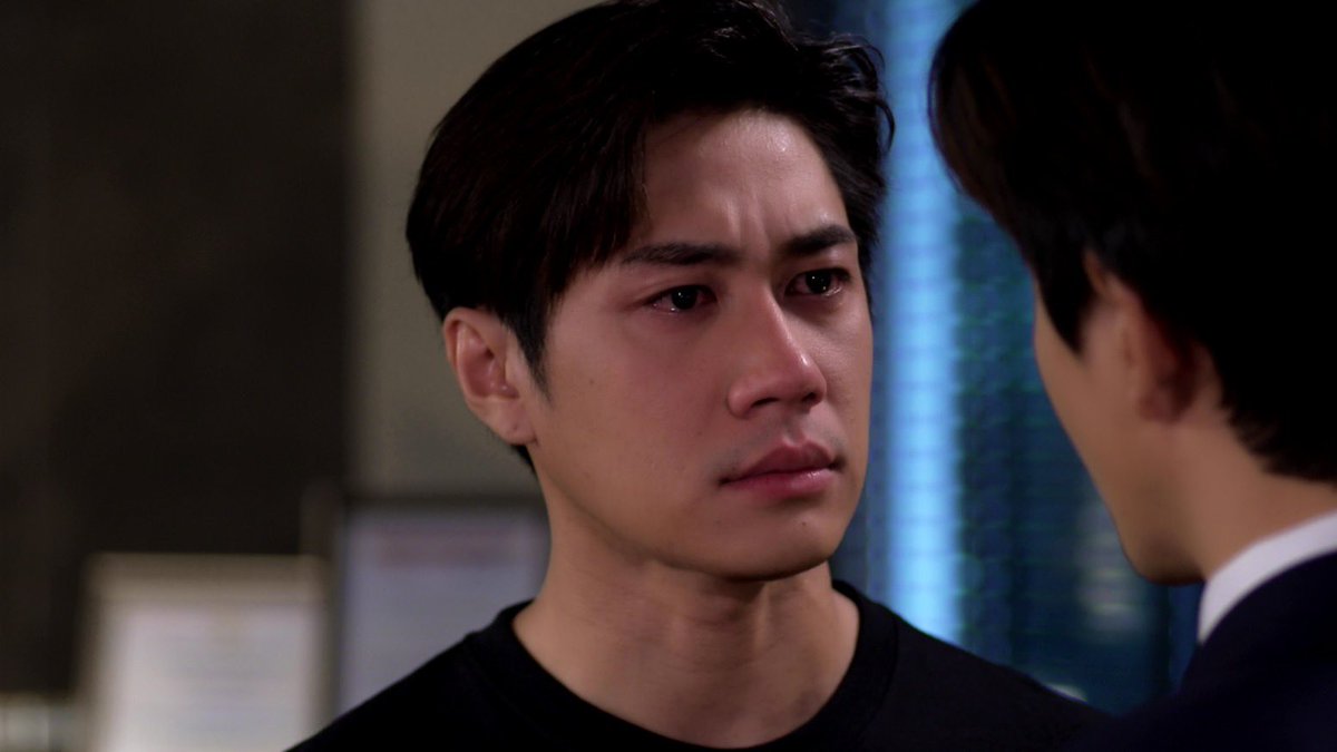 LOAseriesOne31's tweet photo. คุณคิดว่าการยึดมั่นความดี ความถูกต้องมันจะทำให้คุณชนะหรอ จะทำให้คุณแก้ปัญหาได้หรอ ปัญหาทุกอย่างที่มันเกิดขึ้นบนโลกใบนี้ มันเกิดขึ้นจากโครงสร้างทางสังคมที่ไม่เป็นธรรม!
#LawsofAttractionEp3 https://t.co/R7awmTXnwS