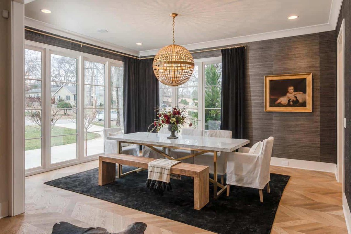 OneKindesign's tweet photo. Step inside this gorgeous Tennessee home with light and airy interiors https://t.co/Rlaz5PTpjS https://t.co/LhX2Ow2KNF