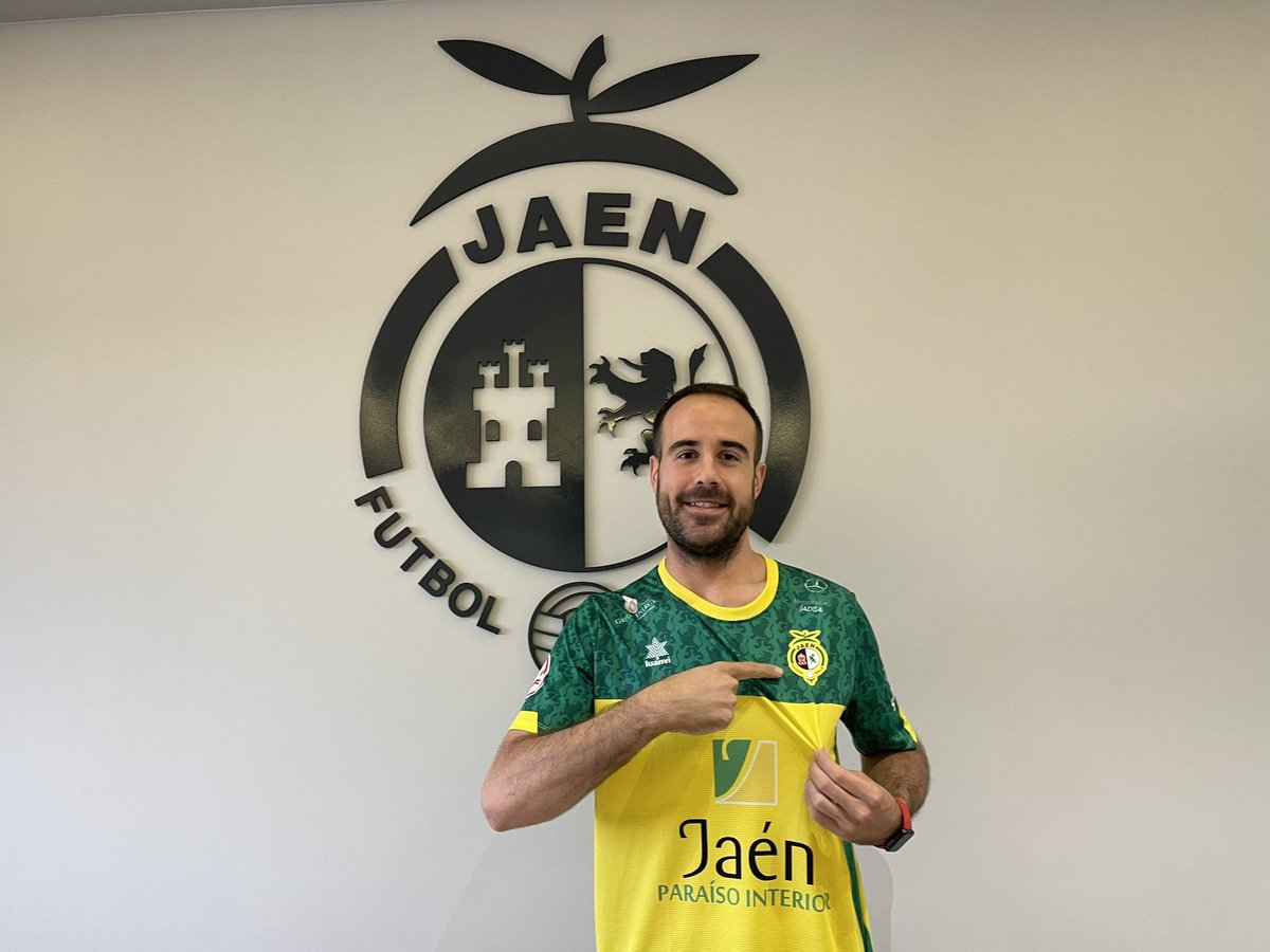JaenFSbasket's tweet photo. 🏀💛 #SomosJaén💛 https://t.co/brRSrlWcc9