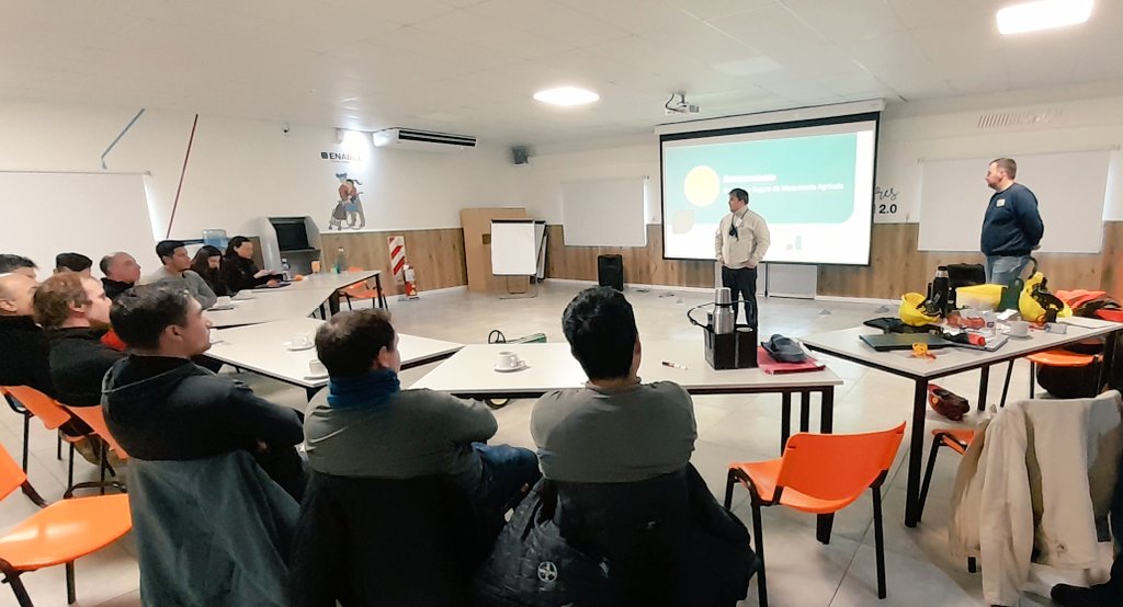 Victor Vecchi tweet media