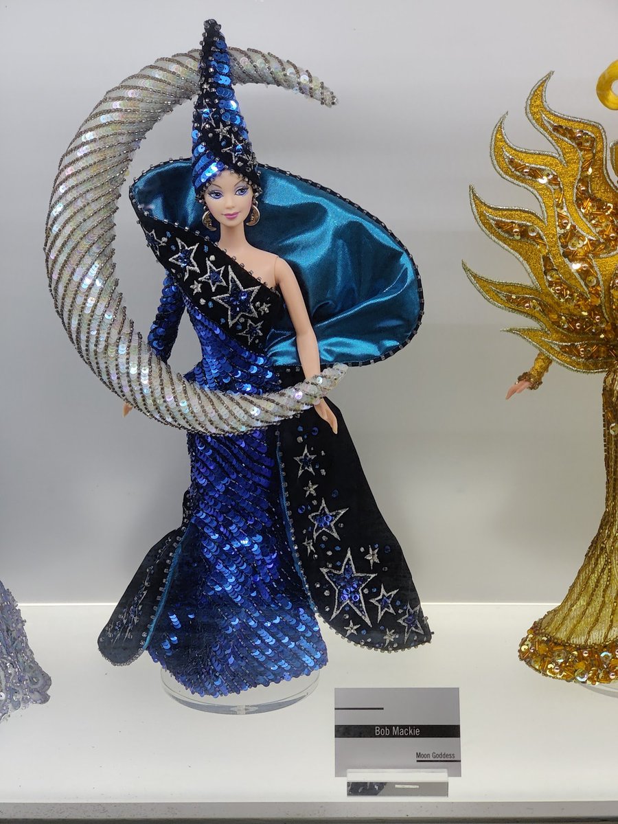 NineOfNein's tweet photo. For your consideration: Barbie as @ELDENRING characters.
I've wanted to put this thread together since my visit to the Barbie Expo in Montreal last year! So here goes, in honour of #BarbieTheMovie!
Starting with: Rennala, Queen of the Full Moon Barbie 🌕 https://t.co/mhFpUU265w
