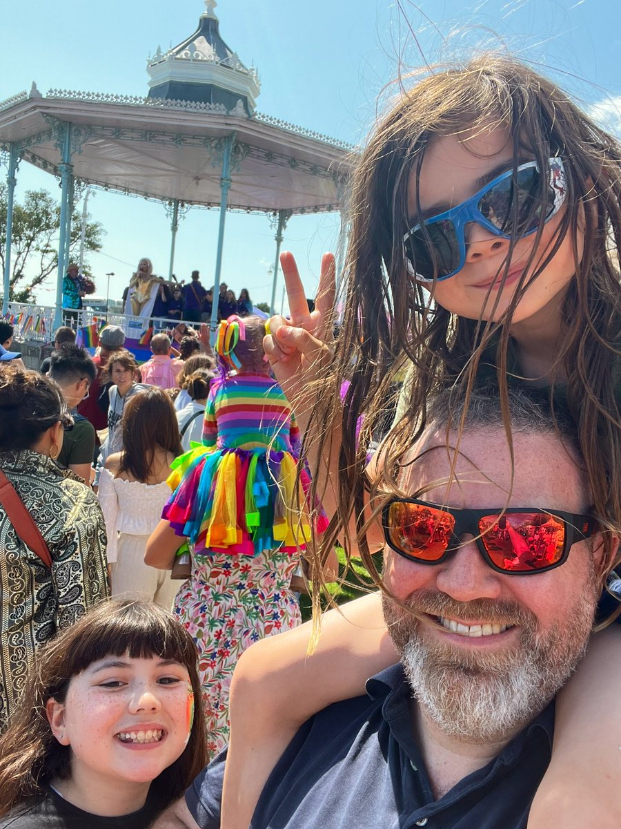 PaulLomax's tweet photo. Perfect day #folkestonepride https://t.co/pXOs8bYXVN