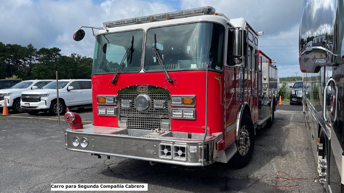 #BuenasNoticias Bomberos de #Cabrero y #Quellón

Felices en la 2da Cía. de Cabrero y 2da Cía. de Quellón, pronto a llegar sus nuevos carros americanos

Bien por <a href="/CabreroMuni/">MunicipalidadCabrero</a> y <a href="/MuniQuellon/">MuniQuellón</a>  y donde sea necesario apoyar 

facebook.com/story.php?stor… 

facebook.com/story.php?stor…