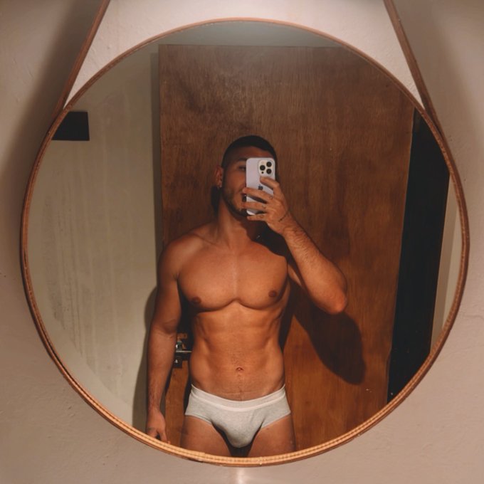 eu quero, tu quer? https://t.co/TU0vhVwgB8