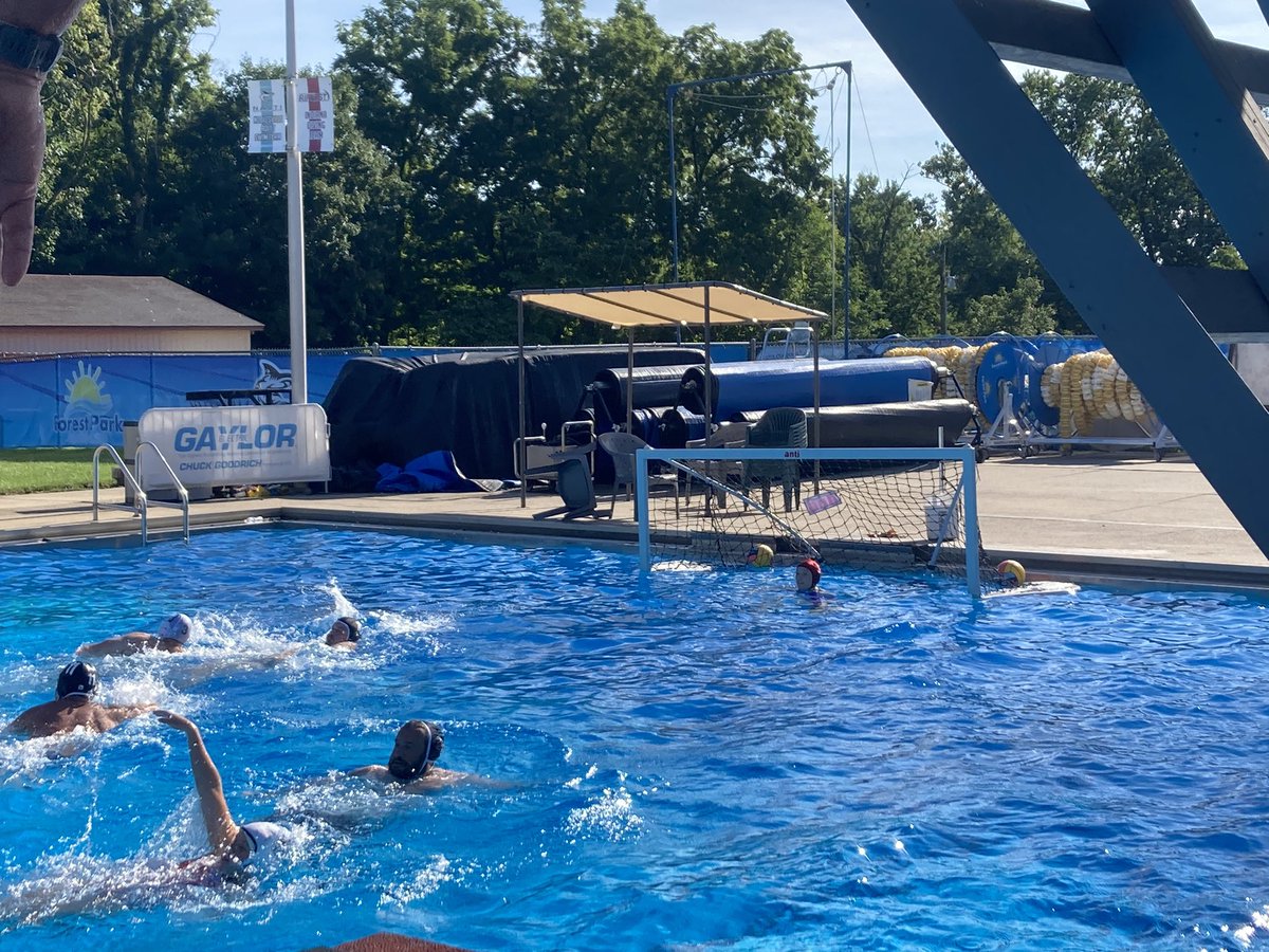 MidTownWP's tweet photo. A contingent of #MTPWP took a ride to the the
 Premeir League to practice with @indianapoliswaterpolo. Thanks so much for the hospitality, and fun! Good luck in the Tourney! 
#waterpolo #waterpololife 
#summervibes 
🤽‍♀️🤽🏼‍♂️☕️🏁 https://t.co/8vIUiFE21K